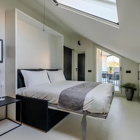 Navigli - Design With Private Terrace