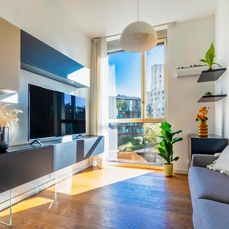 Corso - Luxury With View Terrace Apartment Milan