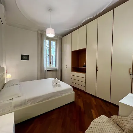 Splendido Bilocale Citylife Milan