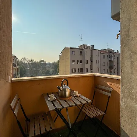 Moderno Bilocale Vicino A Fondazione Prada