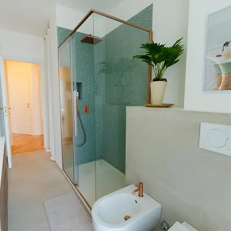 Apartment Casa Soperga, Corso Buenos Aires, Loreto, Milan