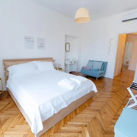 Apartamento Casa Soperga, Corso Buenos Aires, Loreto, *