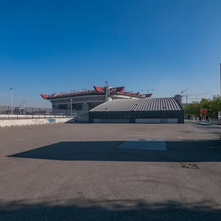 Апартаменты San Siro Sky View Posto Auto Gratuito