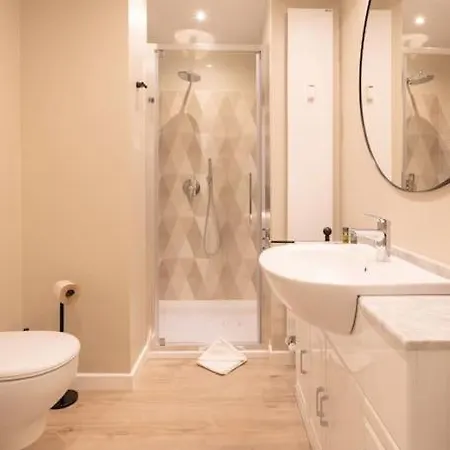 Wonderful 2 Bedrooms Fiera Area - Mirable Pm