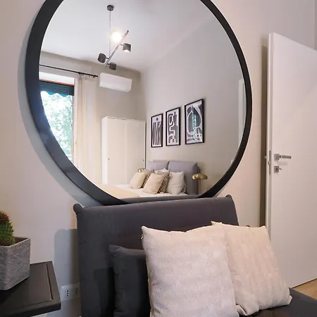 Boutique Design - Subway 300 Meters 15 Mins From Brera شقة *