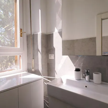 Boutique Design - Subway 300 Meters 15 Mins From Brera