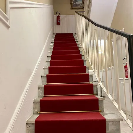 Boutique Calais - Washington Hotel