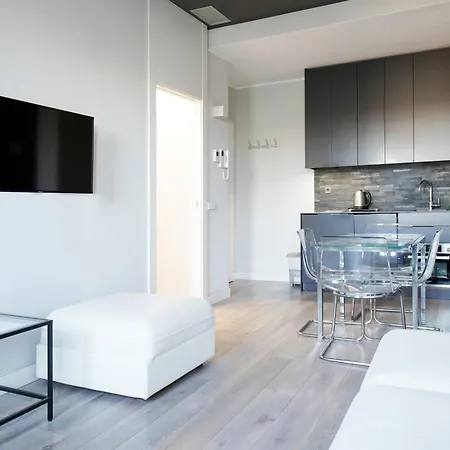 Jewel Vista Duomo 100m Милан