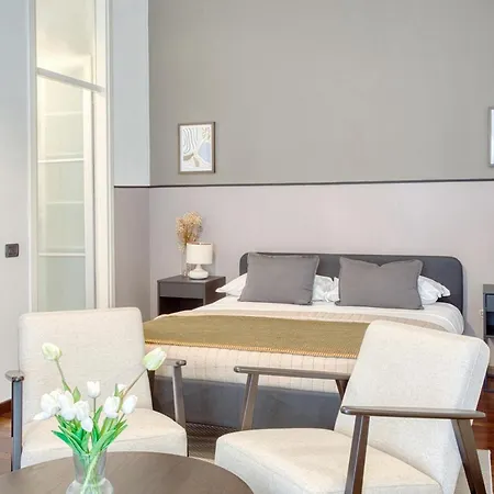 Beautiful In Brera Apartment