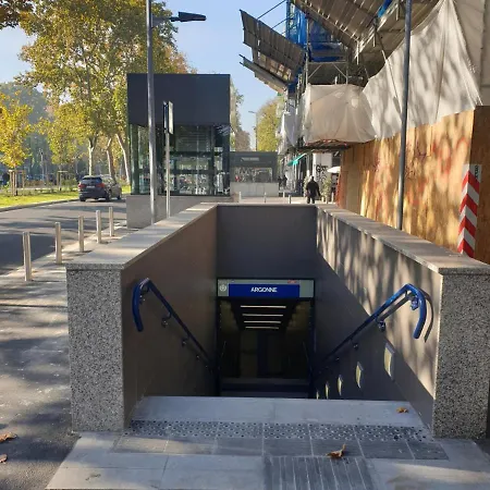 Fegi - Citta Studi, Besta, Politecnico, Istituto Dei Tumori Apartmán *