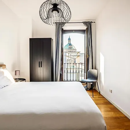 Elegant 2 Bedrooms Near Duomo