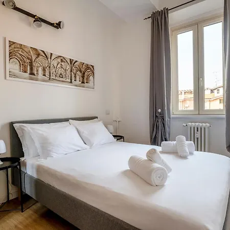 Exclusive 3 Bedrooms In Brera Apartment Milan