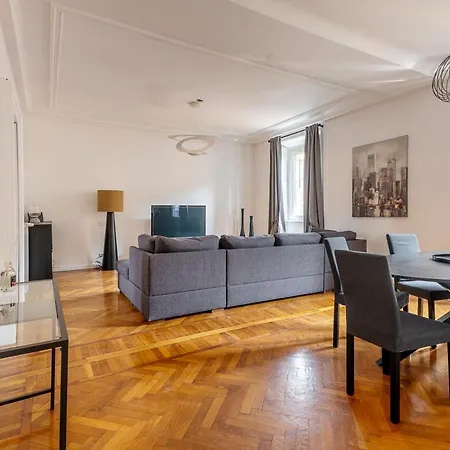 Exclusive 3 Bedrooms In Brera Milan
