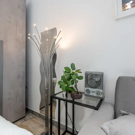 12 Centro Parking Free Apartment