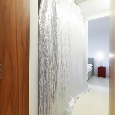 Contempora - Vanvitelli 49 * Milano