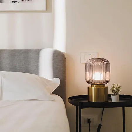 Apartament Luminoso In Porta Venezia *