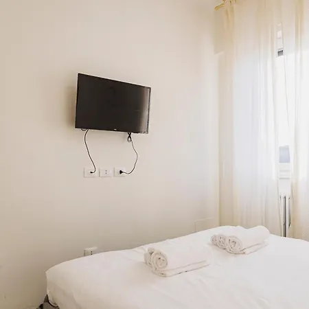 Luminoso In Porta Venezia *