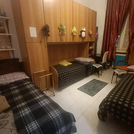 Casa Vicino Villapizzone Δωμάτια σε οικογενειακή κατοικία