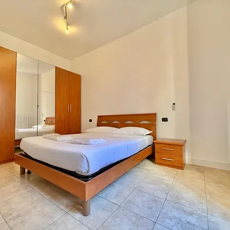 20 Off Garibaldi Eleganza Appartamento Milano