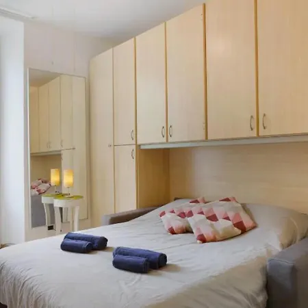 Comfort Duomo - San Siro 10 Minuti Apartment *