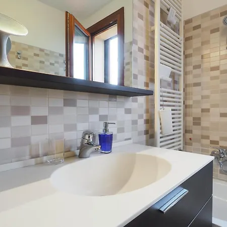 Apartamento Primopiano - Monza 212 Milão