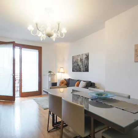 Apartment Primopiano - Monza 212