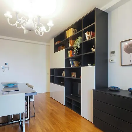 Apartment Primopiano - Monza 212