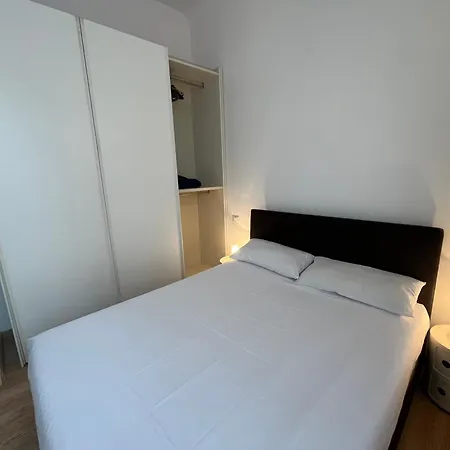 Bilocale In Citta Studi بيت للعطل *