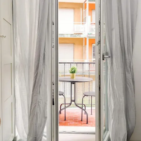 Joivy Charming 2br Flat Near Citylife