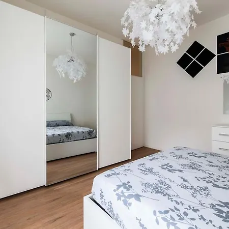 Apartament Homi *