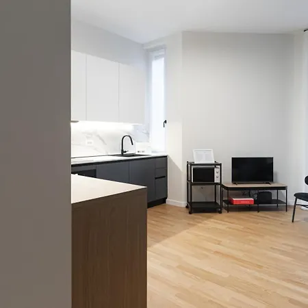 Italianway Collection - Cola Montano 29 B * Μιλάνο