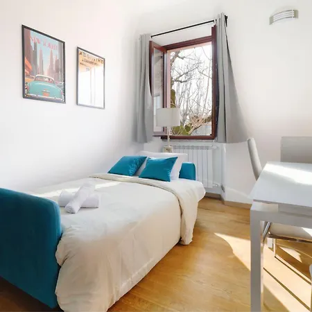 Navigli Tradizionale Con Giardino *