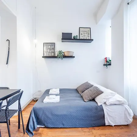 Apartment Navigli 10 Min - Modern Design