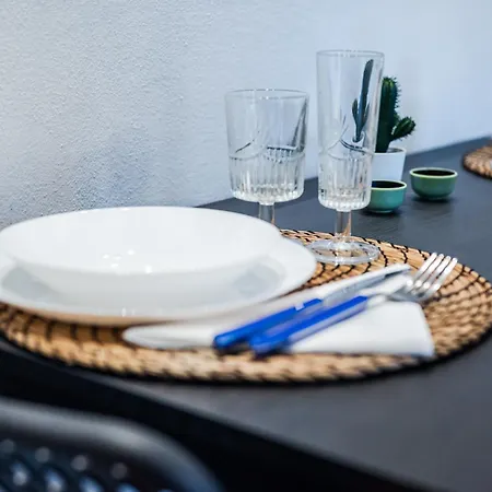 Apartment Navigli 10 Min - Modern Design