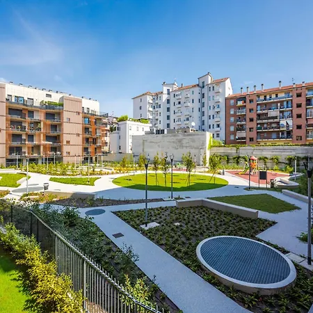 Moderno Con Terrazza & Palestra Milan