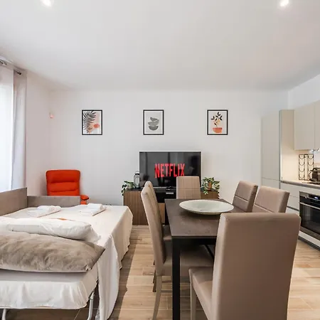 Moderno Con Terrazza & Palestra Apartment Milan