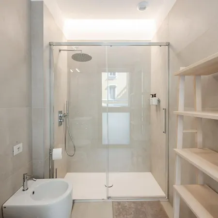 Moderno Con Terrazza & Palestra Apartment *
