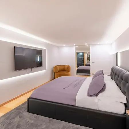 Piscina Interna Privata E A Appartement *