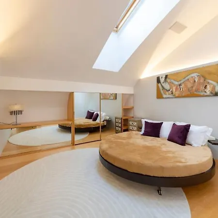 아파트 Piscina Interna Privata E A *