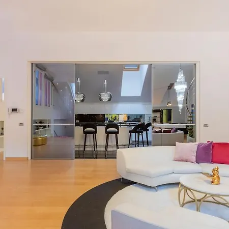 Piscina Interna Privata E A * 밀라노