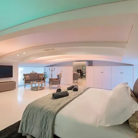 Piscina Interna Privata E A