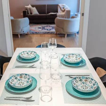 شقة Luxurious & Spacious Flats In Duomo ميلان