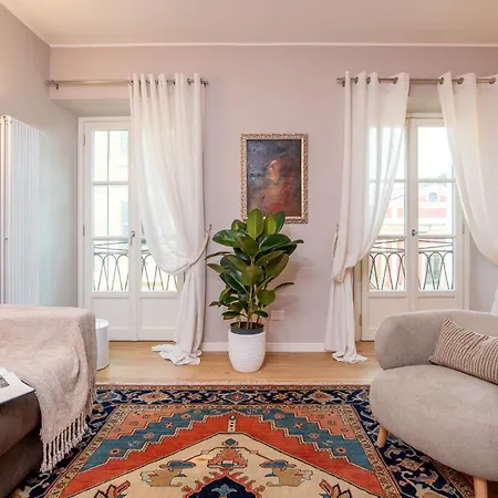 Luxurious & Spacious Flats In Duomo דירה *