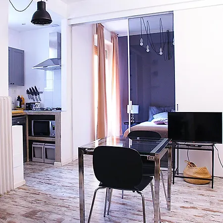 Apartment Navigli Urban Milan