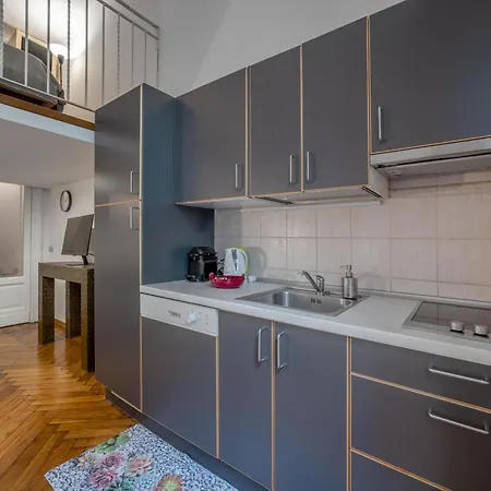 Ausonio 14 Apartment *