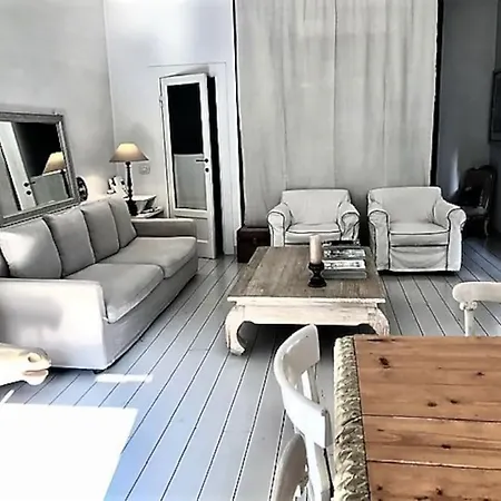 Stylish Courtyard Loft Citylife *