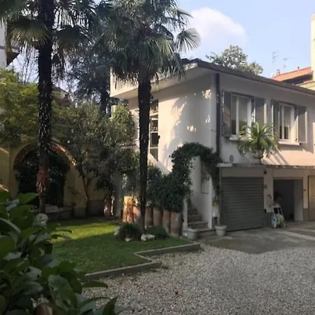 Casa Dello Scoiattolo Vakantiehuis *