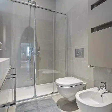 Easylife - Stylish Design In Fashion District Apartment Milan
