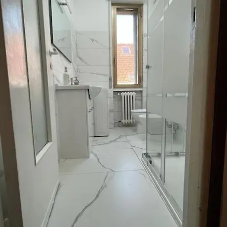 Spacious And Bright Close To Fiera And San Siro Milan