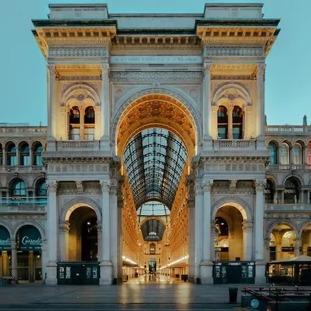 아파트 A Few Steps From The Duomo I Design I Free Wifi *